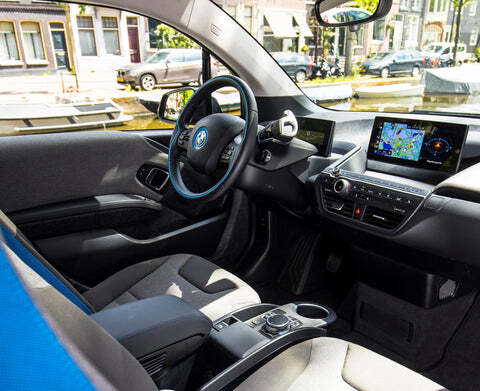 BMW i3 interior 